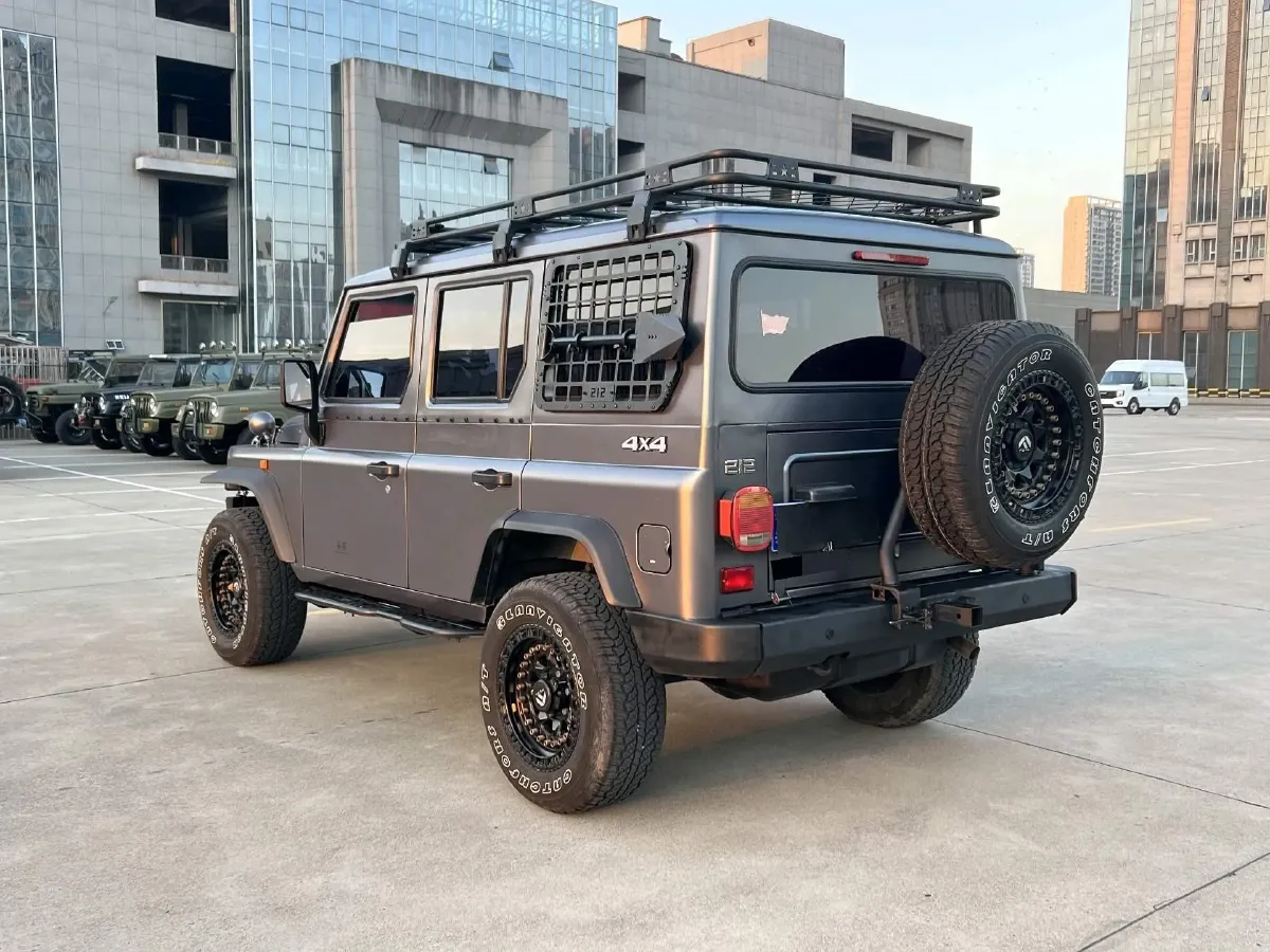 2023 BAW 212 2.4T 211HP L4 6MT,autocango,china used car exporter,china ev exporter,chinese used car exporter,chinese used ev exporter