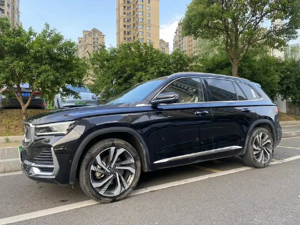 2023 Geely Monjaro 2.0T 238HP L4 8AT