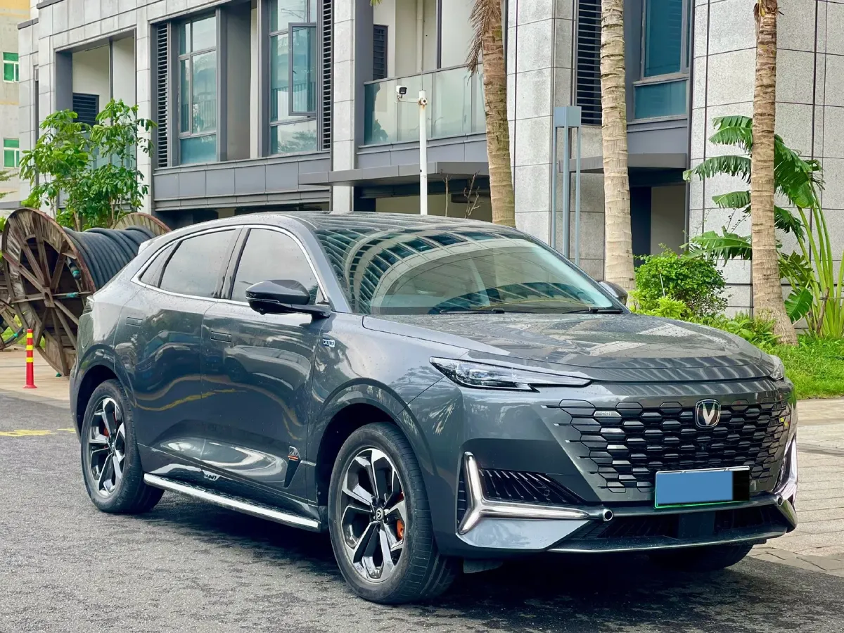 2023 ChangAn UNI-K iDD 1.5T 170HP L4 6TCT PHEV 28.39KWH,autocango,china used car exporter,china ev exporter,chinese used car exporter,chinese used ev exporter