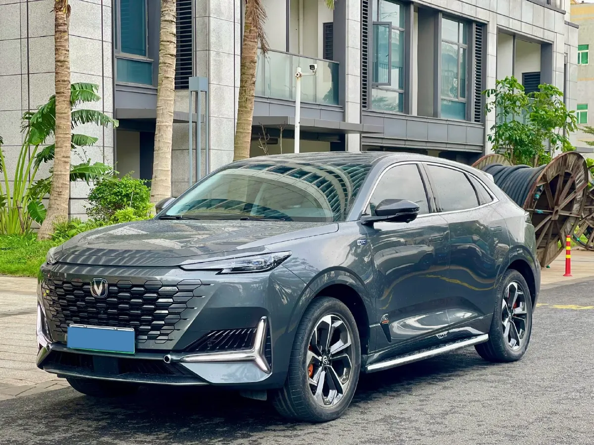 2023 ChangAn UNI-K iDD 1.5T 170HP L4 6TCT PHEV 28.39KWH,autocango,china used car exporter,china ev exporter,chinese used car exporter,chinese used ev exporter