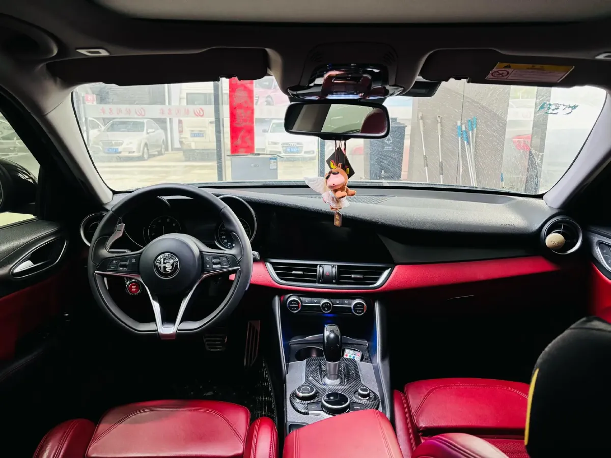 2017 Infiniti Q50 3.5L 320HP V6 7AT Hybrid,autocango,china used car exporter,china ev exporter,chinese used car exporter,chinese used ev exporter