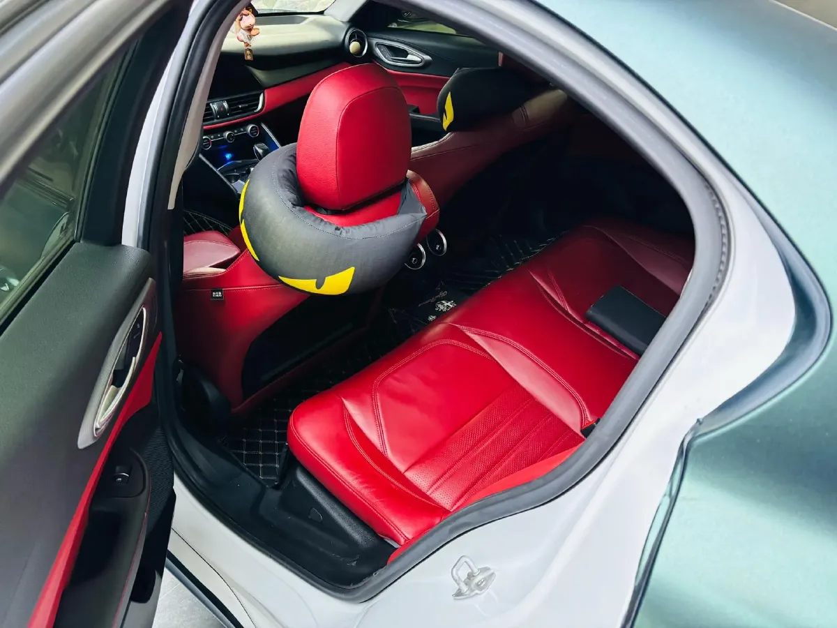 2017 Infiniti Q50 3.5L 320HP V6 7AT Hybrid,autocango,china used car exporter,china ev exporter,chinese used car exporter,chinese used ev exporter