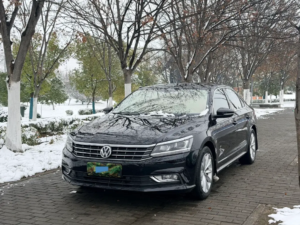2017 Volkswagen Passat 1.8T 180HP L4 7DCT