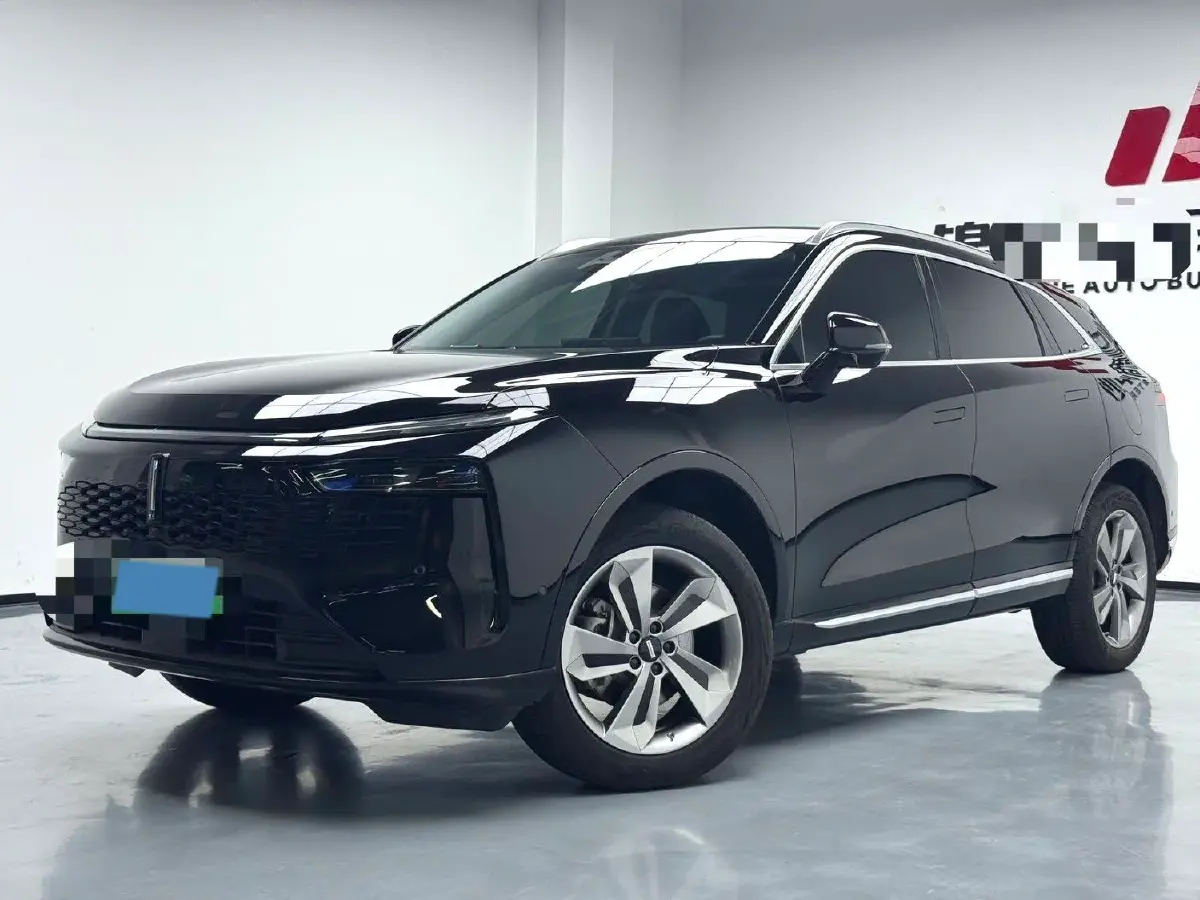 2024 WEY Mocha 1.5T 170HP L4 4DHT PHEV 35.04KWH