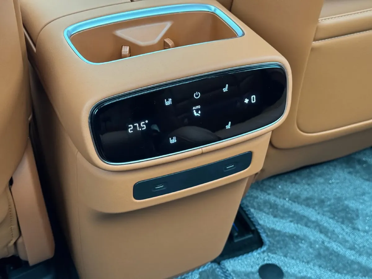 2025 Deepal S09 REEV 150HP REEV,autocango,china used car exporter,china ev exporter,chinese used car exporter,chinese used ev exporter