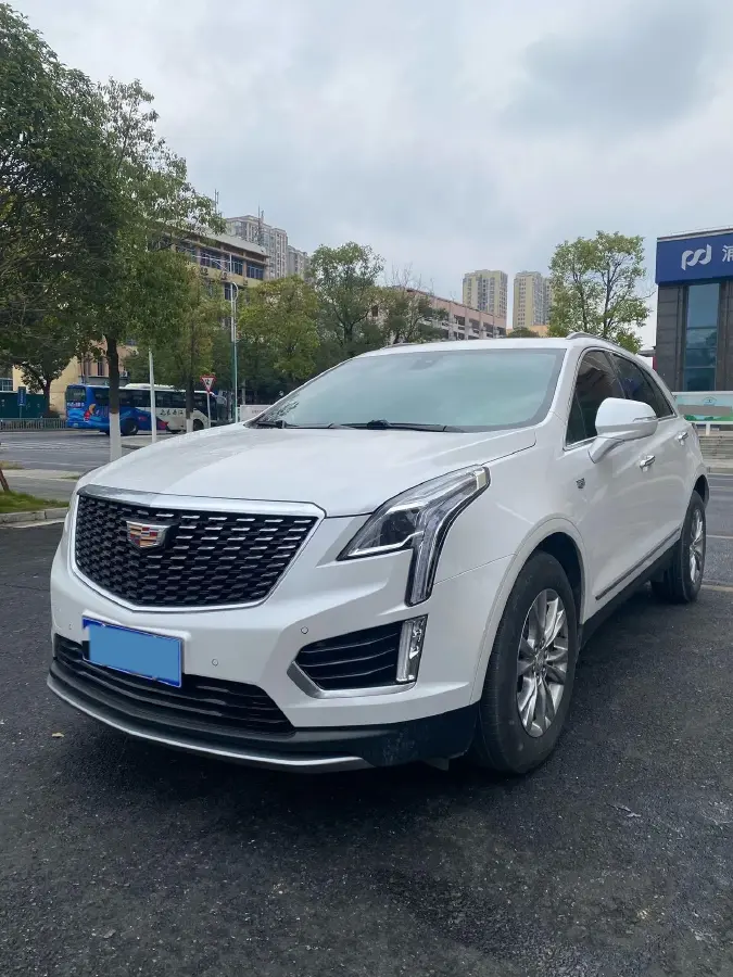 2022 Cadillac XT5 2.0T 237HP L4 9AT