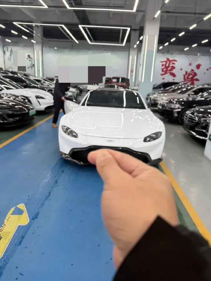 2018 Aston Martin V8 Vantage 4.0T 510HP V8 8AT,autocango,china used car exporter,china ev exporter,chinese used car exporter,chinese used ev exporter