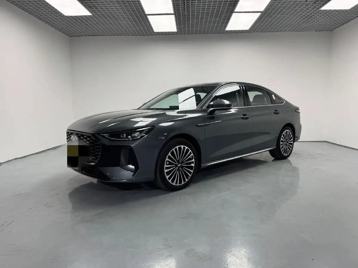 2025 Fulwin FulwinA8L 1.5T 156HP L4 1DHT PHEV 18.67KWH