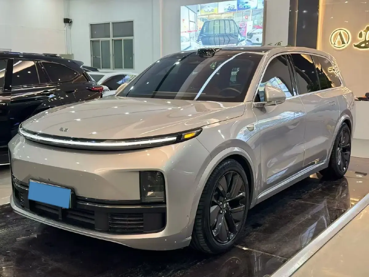 2022 Li L9 Range Extended 154HP REEV 42.6KWH