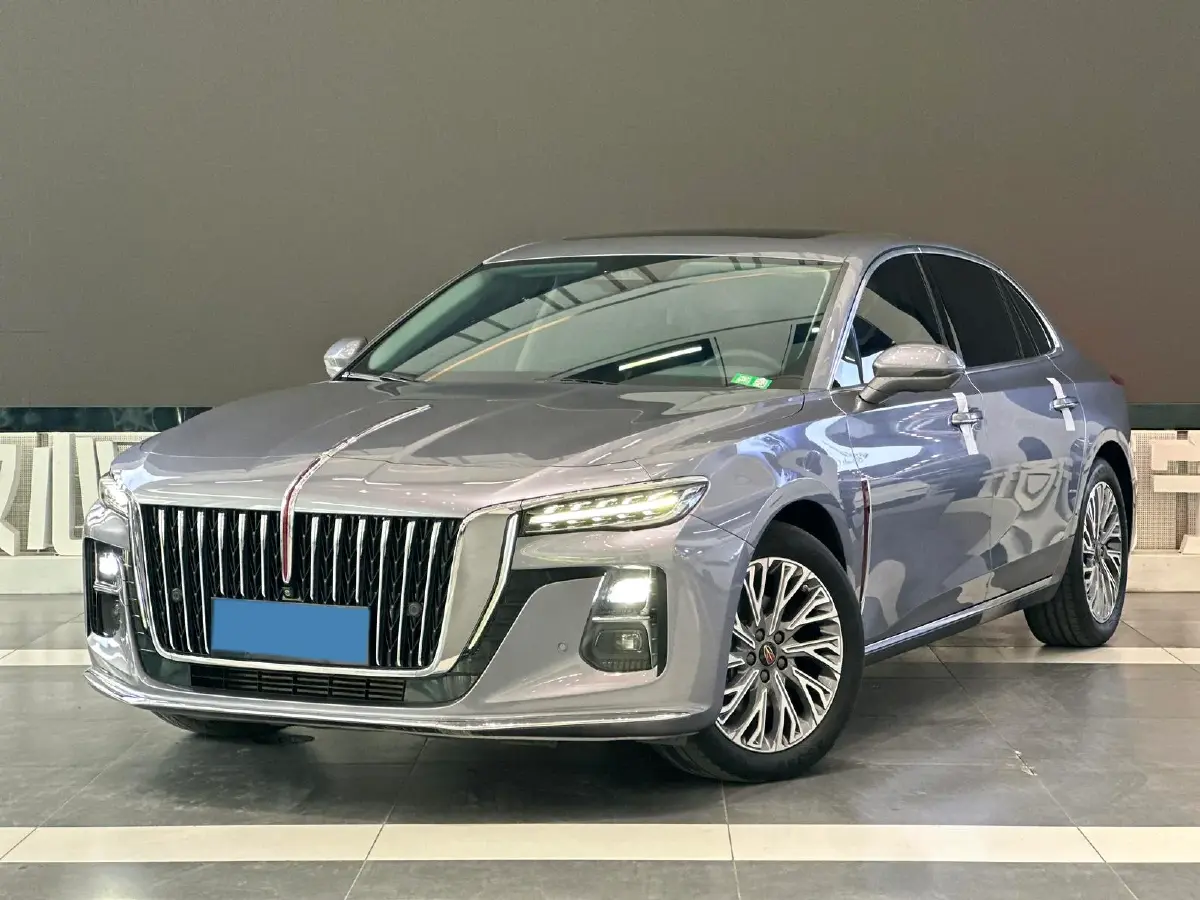 2023 HongQi H5 2.0T 224HP L4 8AT