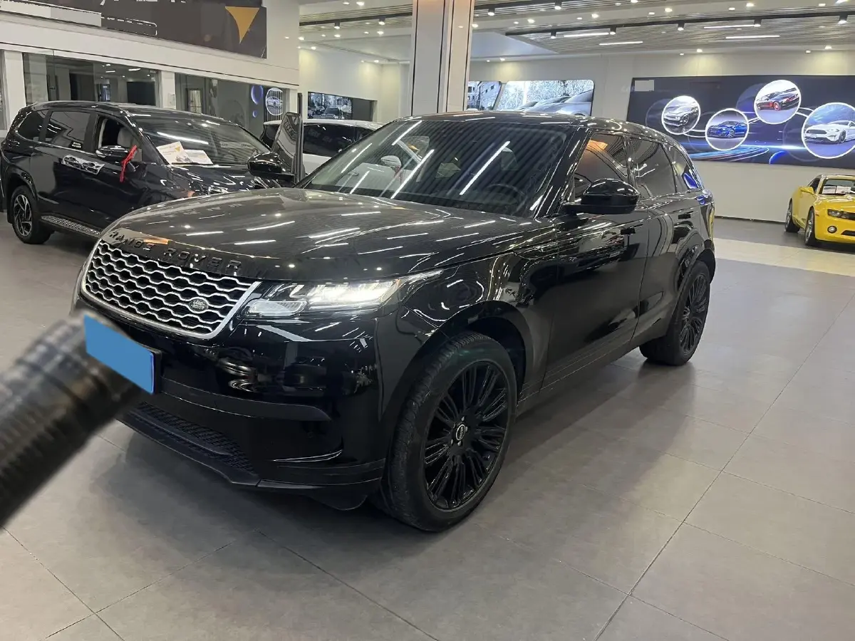 2019 Land Rover Range Rover Velar 2.0T 250HP L4 8AT