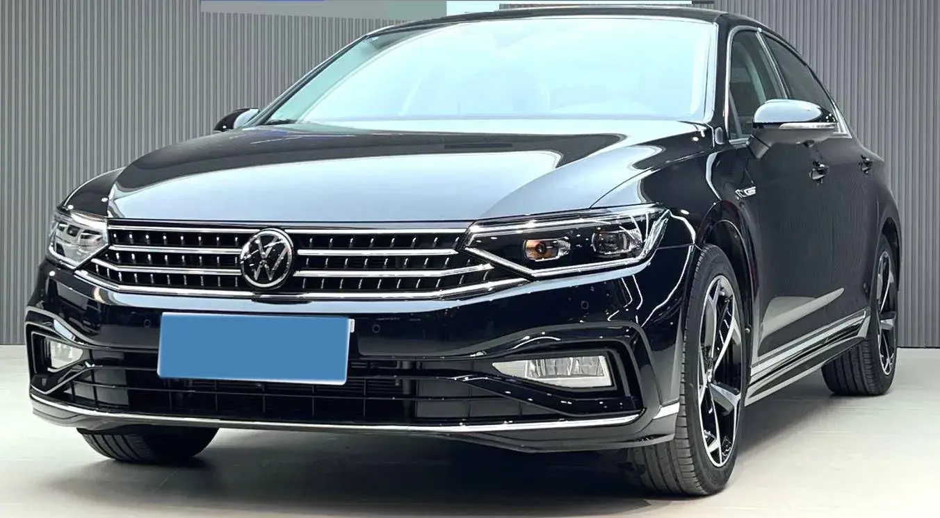 2023 Volkswagen Magotan 2.0T 186HP L4 7DCT