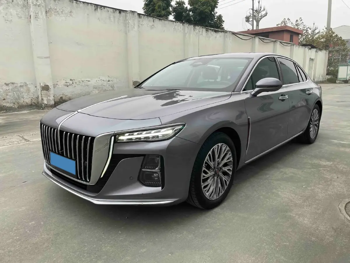 2023 HongQi H5 2.0T 224HP L4 8AT