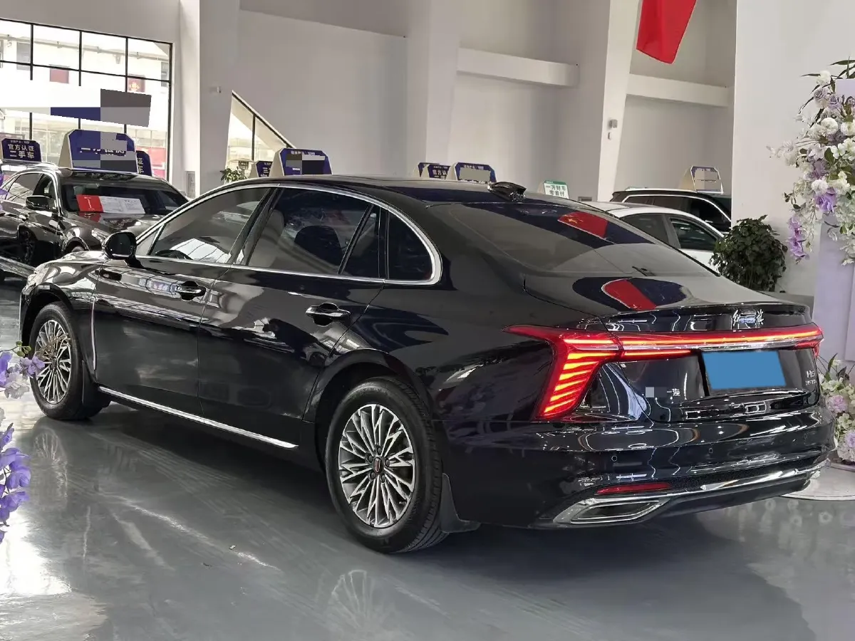 2022 HongQi H5 1.5T 169HP L4 7DCT,autocango,china used car exporter,china ev exporter,chinese used car exporter,chinese used ev exporter