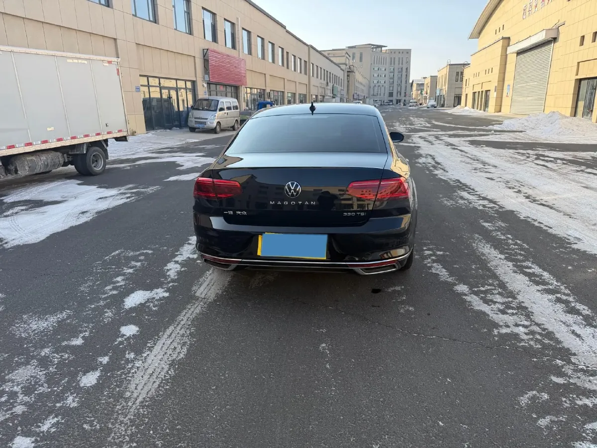 2020 Volkswagen Magotan 2.0T 186HP L4 7DCT,autocango,china used car exporter,china ev exporter,chinese used car exporter,chinese used ev exporter