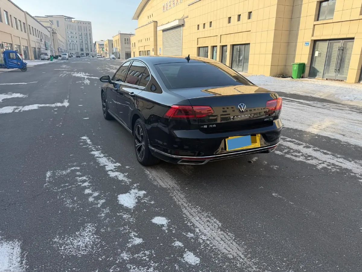 2020 Volkswagen Magotan 2.0T 186HP L4 7DCT,autocango,china used car exporter,china ev exporter,chinese used car exporter,chinese used ev exporter