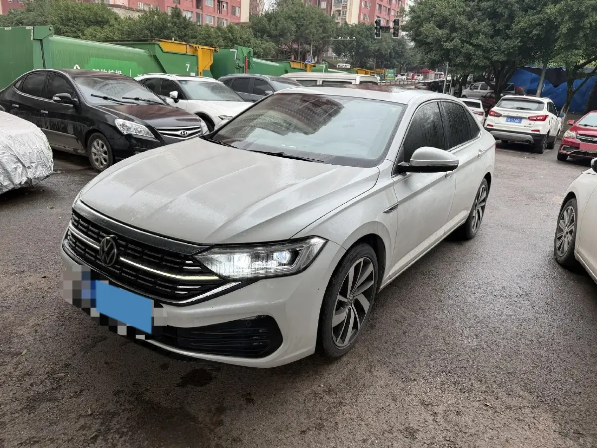 2023 Volkswagen Sagitar 1.5T 160HP L4 7DCT