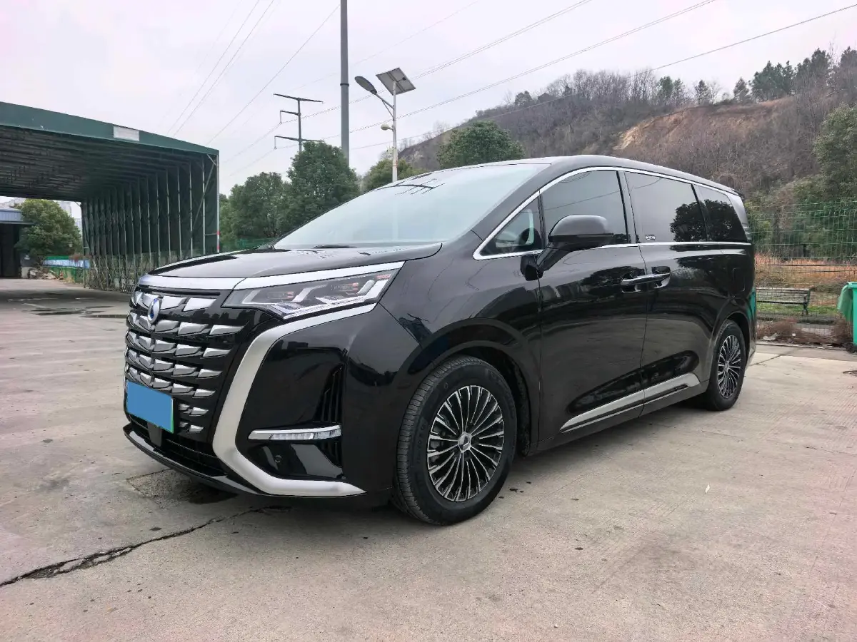 2022 Mercedes-Benz GLC Class 2.0T 197HP L4 9AT