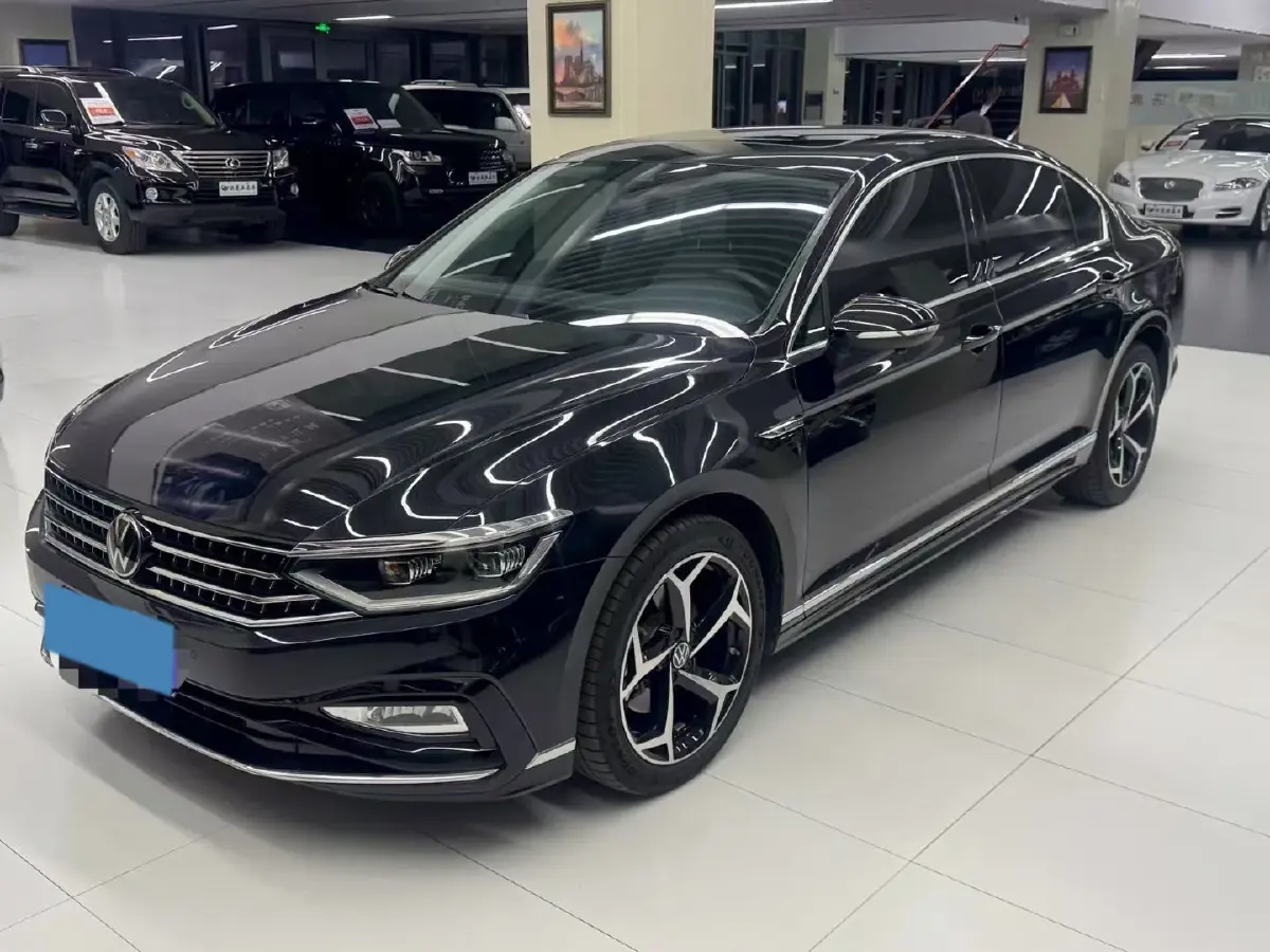 2024 Volkswagen Magotan 2.0T 186HP L4 7DCT