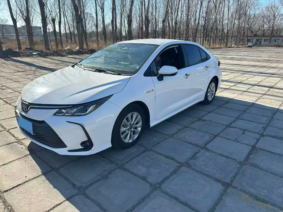 2023 Toyota Corolla 1.8L 98HP L4 E-CVT Hybrid