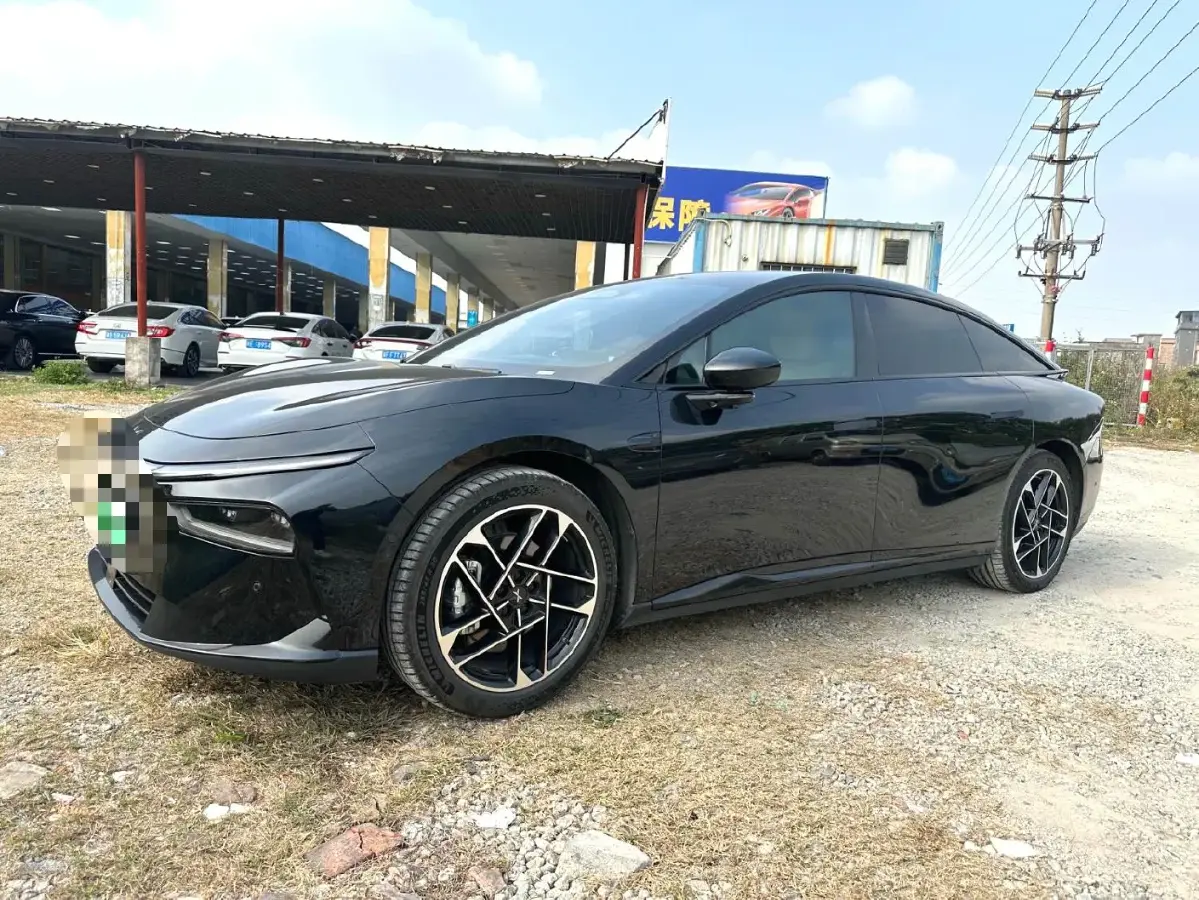 2024 Xpeng P7+ BEV 60.7KWH