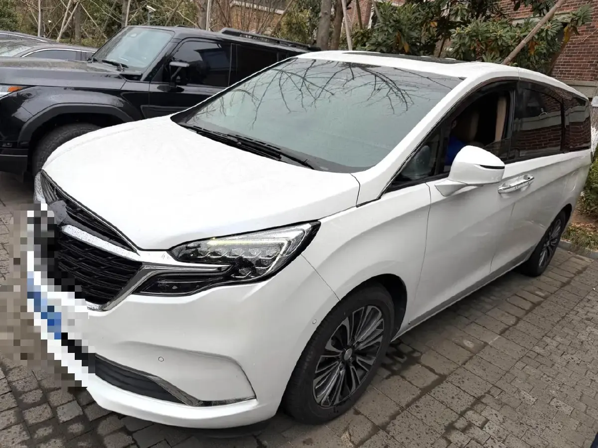 2021 Buick GL8 2.0T 237HP L4 9AT