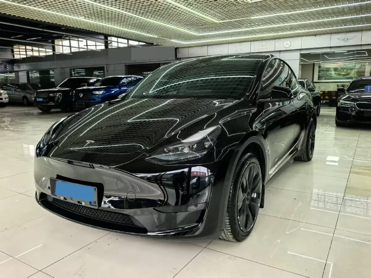 2022 Tesla Model Y BEV 60KWH