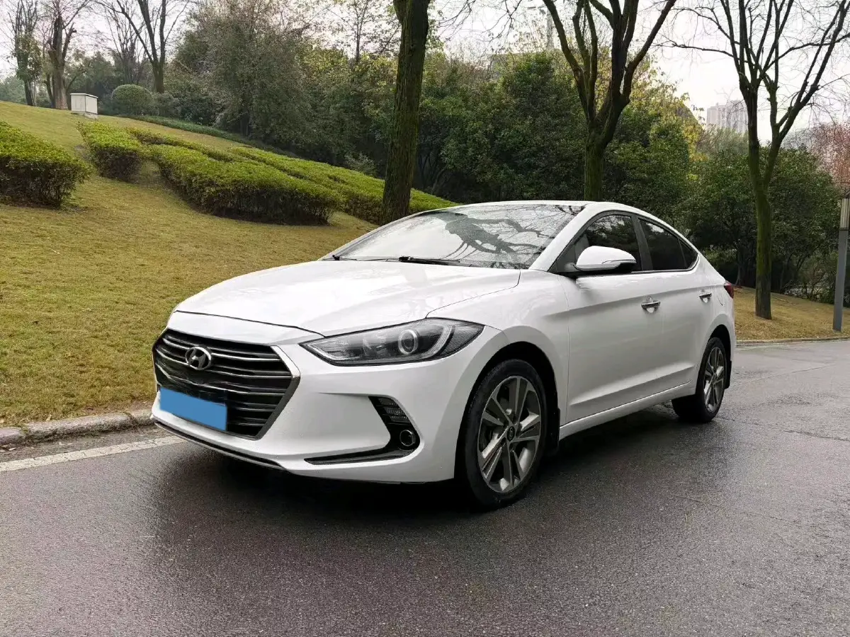 2016 Hyundai Elantra 1.6L 130HP L4 6AT