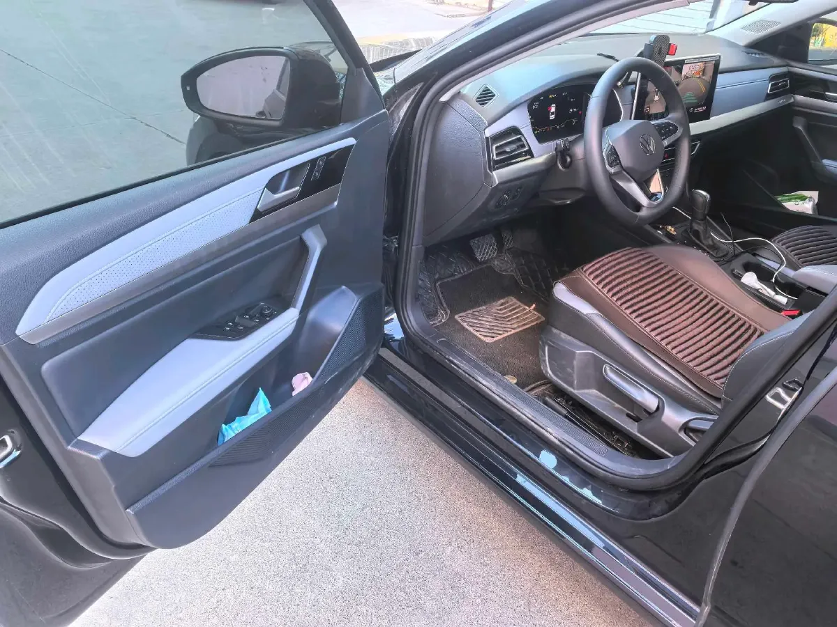 2024 Volkswagen Lavida 1.5L 110HP L4 6AT,autocango,china used car exporter,china ev exporter,chinese used car exporter,chinese used ev exporter