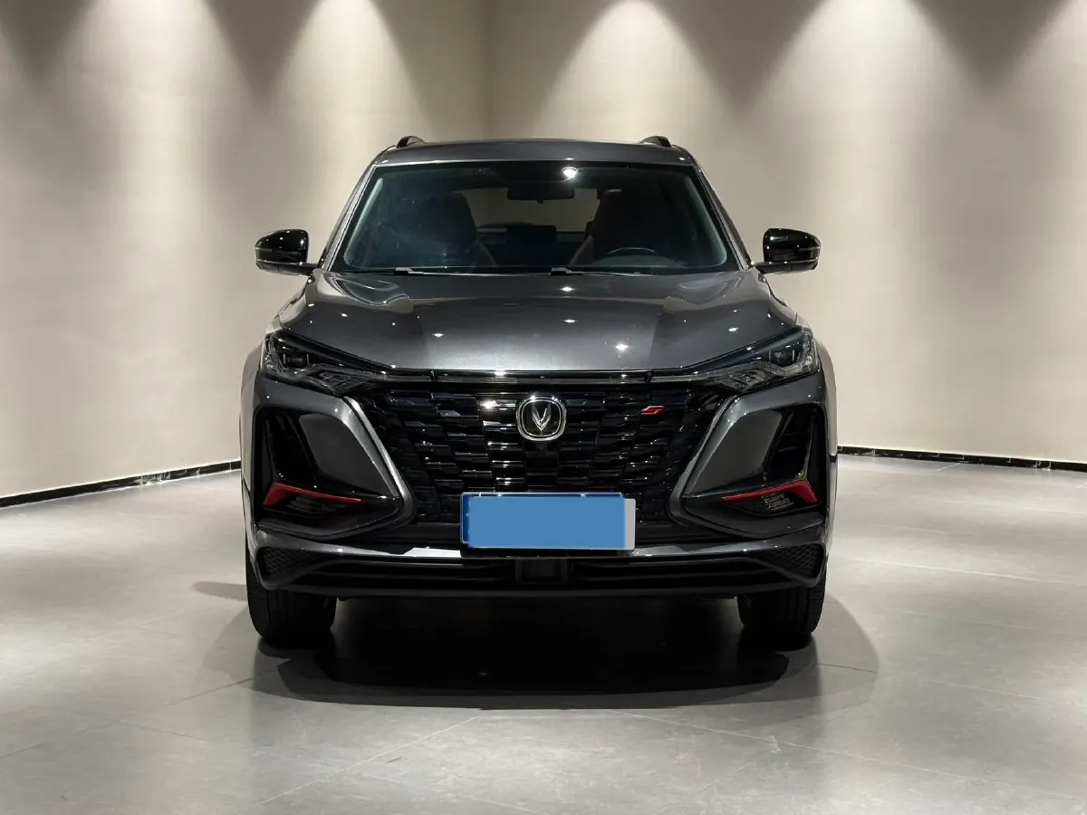 2022 ChangAn CS75 Plus 2.0T 233HP L4 8AT,autocango,china used car exporter,china ev exporter,chinese used car exporter,chinese used ev exporter