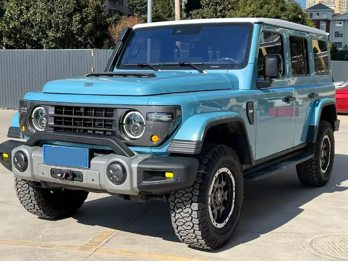 2025 212 212 T01 2.0T 252HP L4 8AT