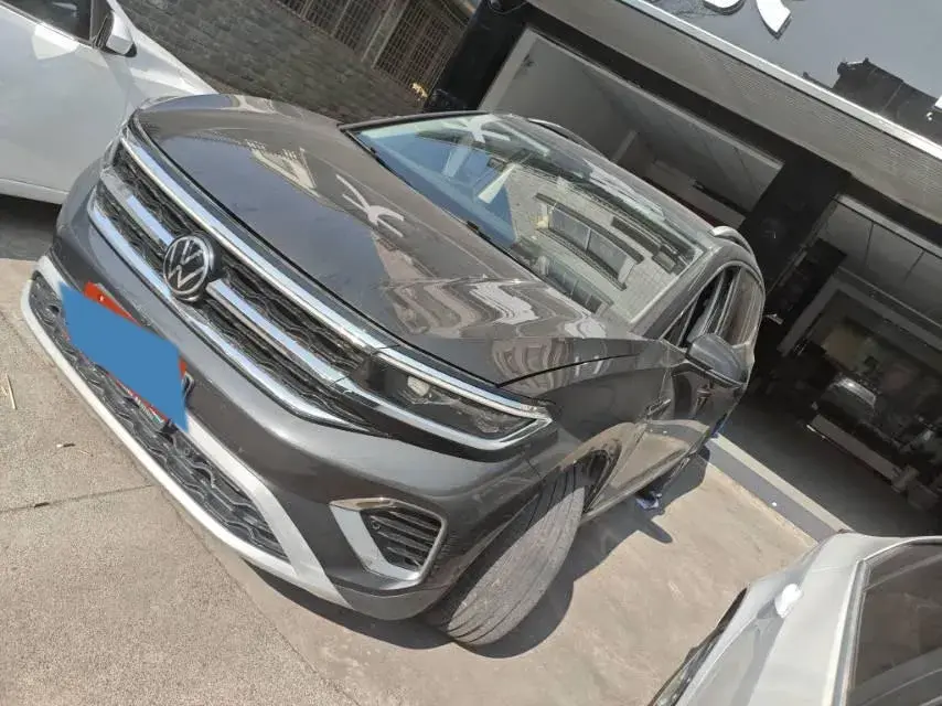 2021 Volkswagen Talagon 2.0T 220HP L4 7DCT