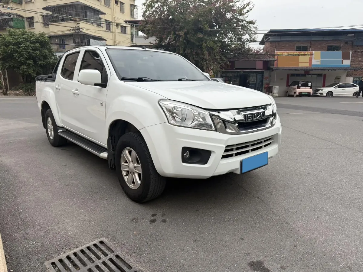 2020 ChangAn Kaicene KaiCheng F70 2.4T 218HP L4 6MT,autocango,china used car exporter,china ev exporter,chinese used car exporter,chinese used ev exporter