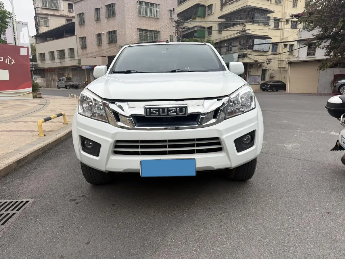 2020 ChangAn Kaicene KaiCheng F70 2.4T 218HP L4 6MT,autocango,china used car exporter,china ev exporter,chinese used car exporter,chinese used ev exporter