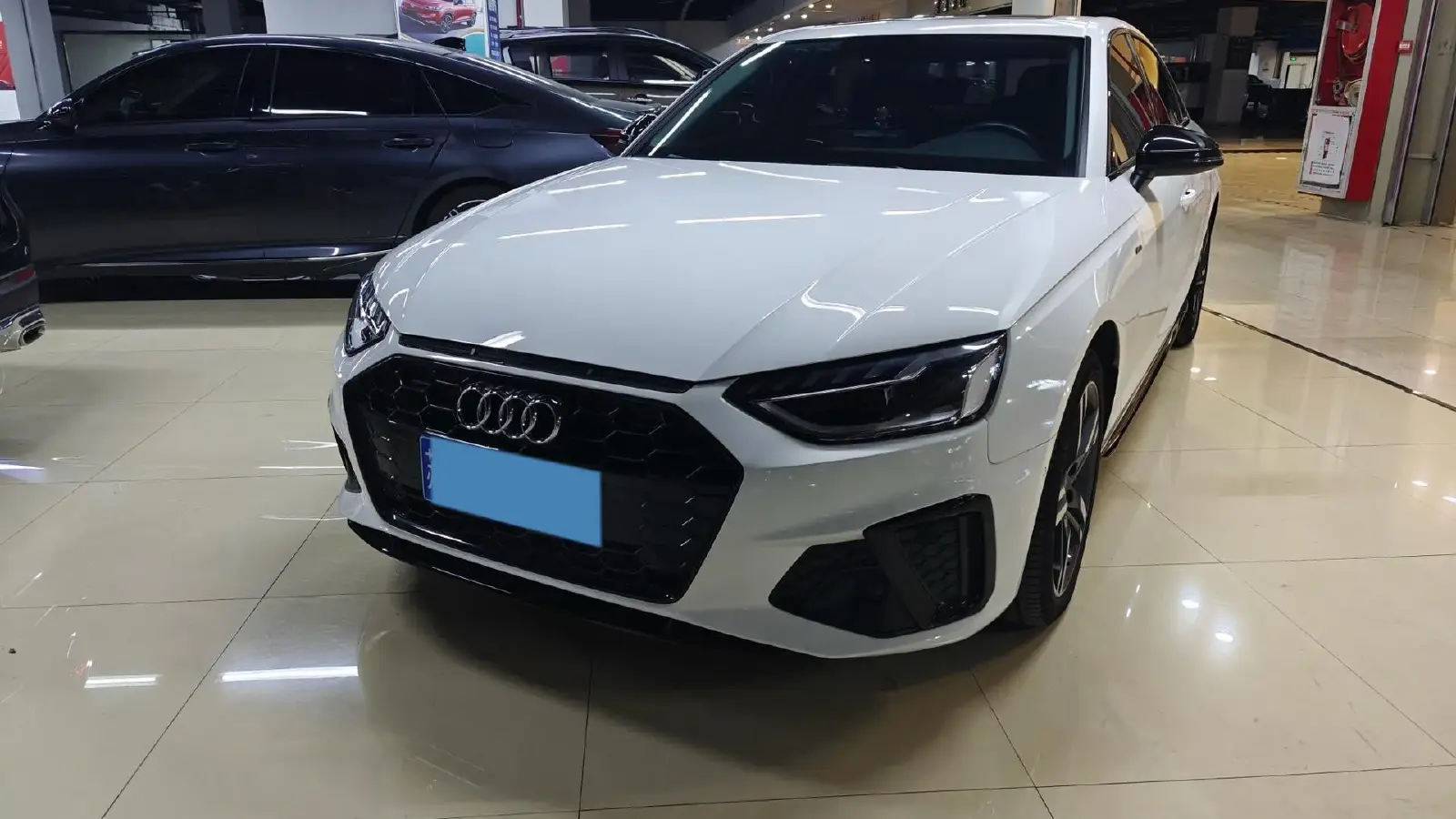 2022 Audi A4L 2.0T 190HP L4 7DCT