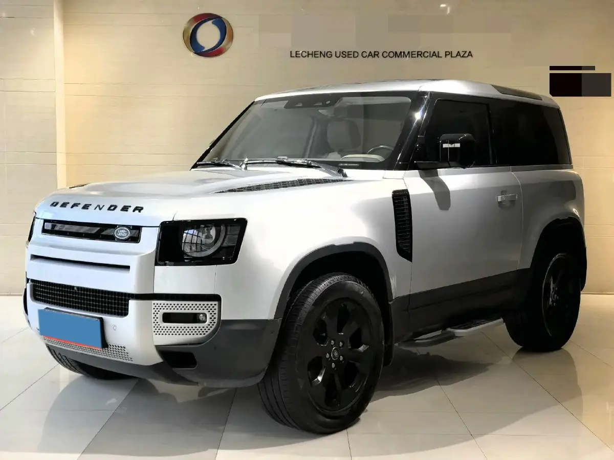 2022 Land Rover Defender 2.0T 300HP L4 8AT