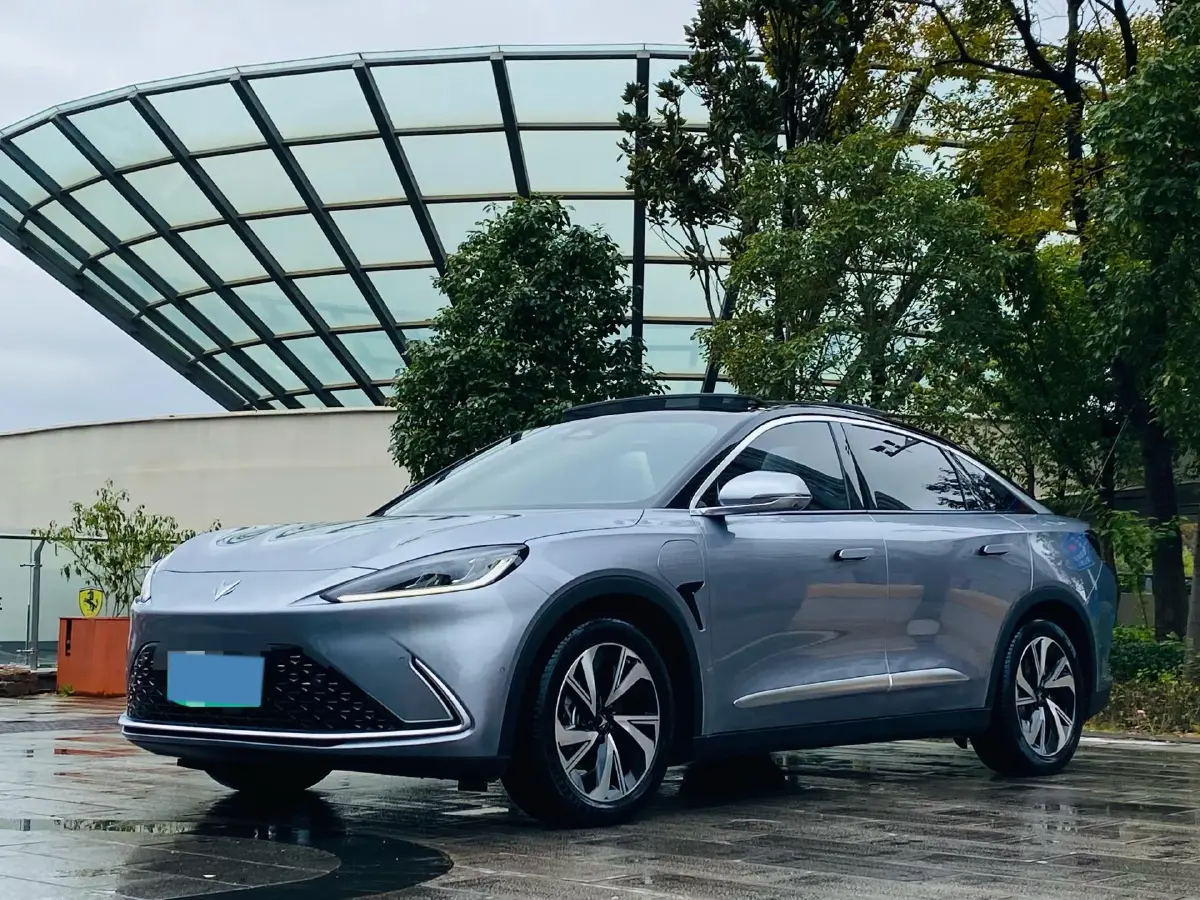 2022 ARCFOX αS BEV 93.6KWH