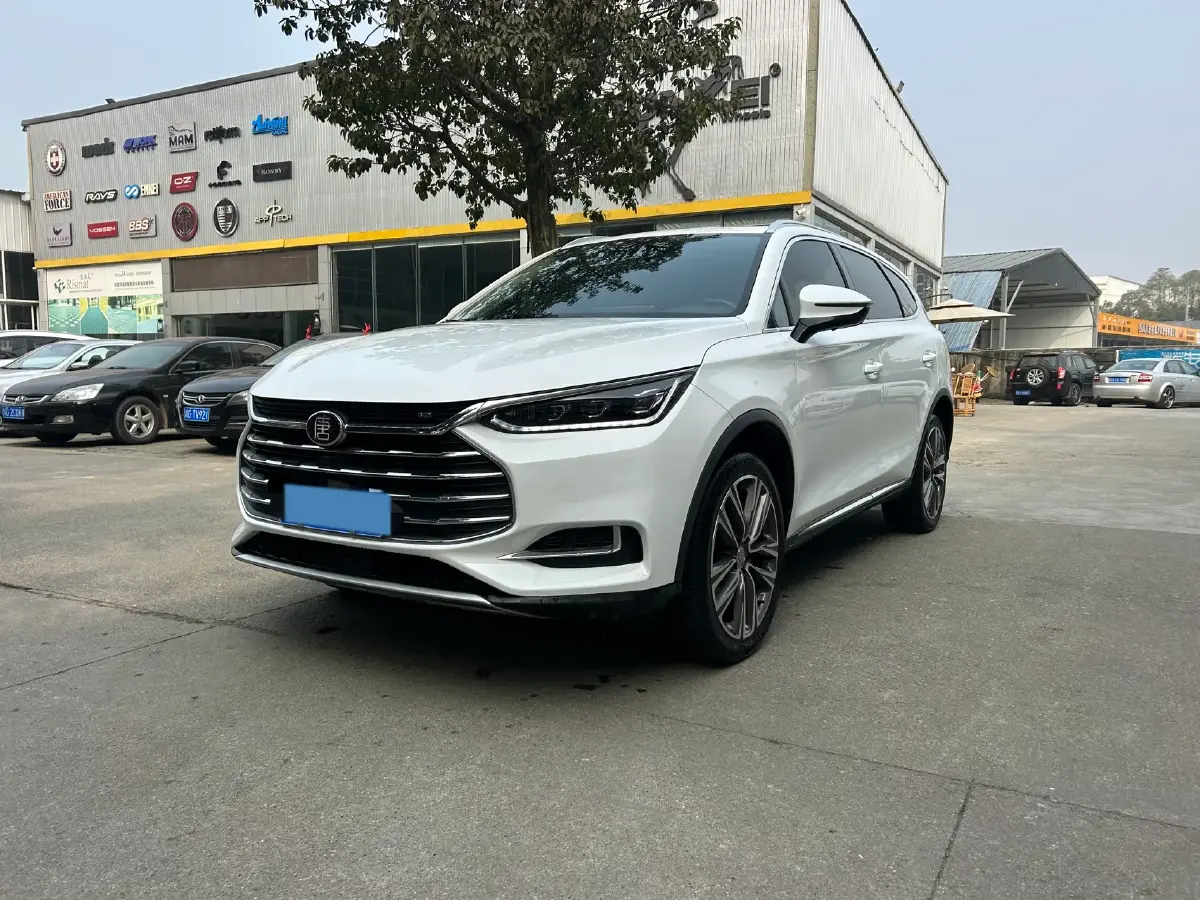2018 BYD Tang 2.0T 205HP L4 6AT