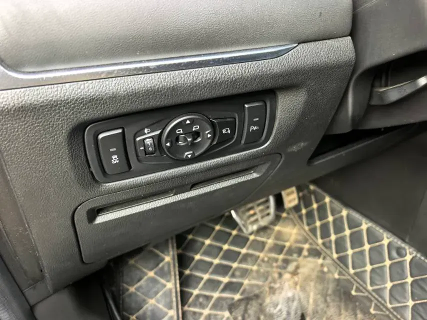 2023 Jetour X95 1.6T 197HP L4 7DCT,autocango,china used car exporter,china ev exporter,chinese used car exporter,chinese used ev exporter