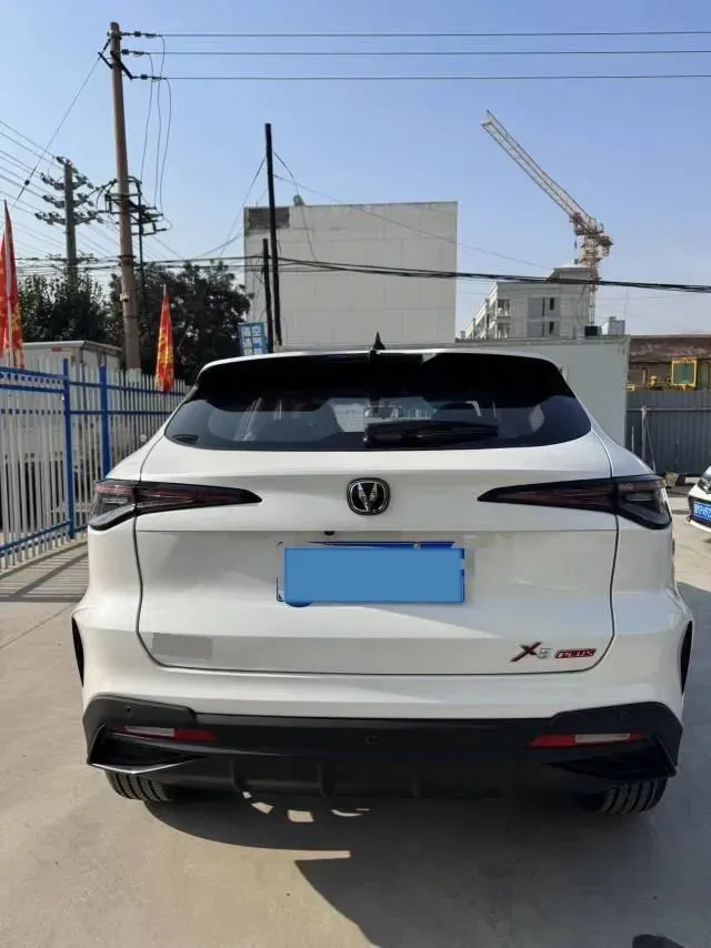 2026 ChangAn X5 PLUS 1.5T 192HP L4 7DCT,autocango,china used car exporter,china ev exporter,chinese used car exporter,chinese used ev exporter