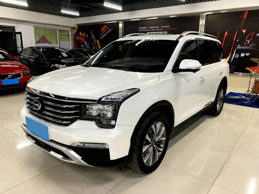 2017 GAC Trumpchi GS8 2.0T 201HP L4 6AT