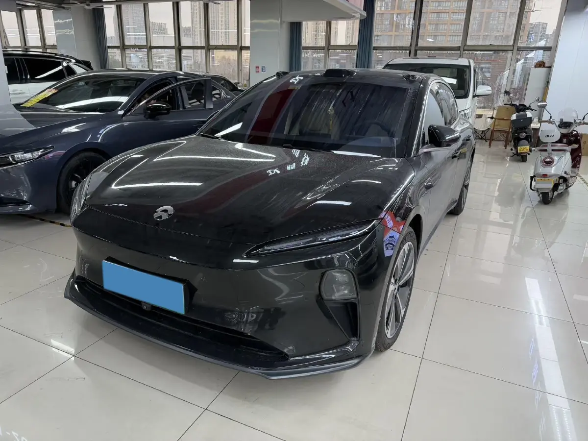 2024 NIO ET5T BEV 75KWH
