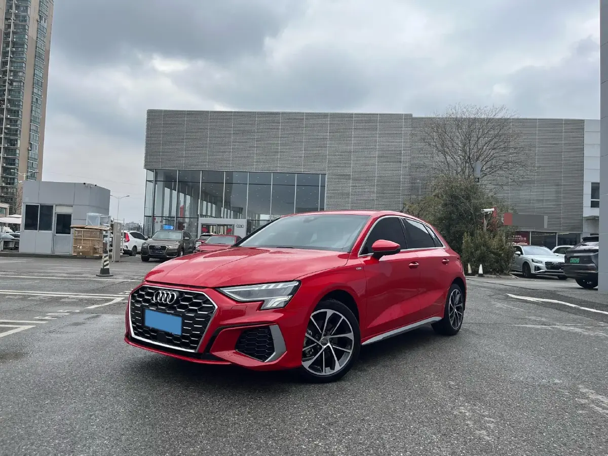 2021 Audi A3 1.4T 150HP L4 7DCT