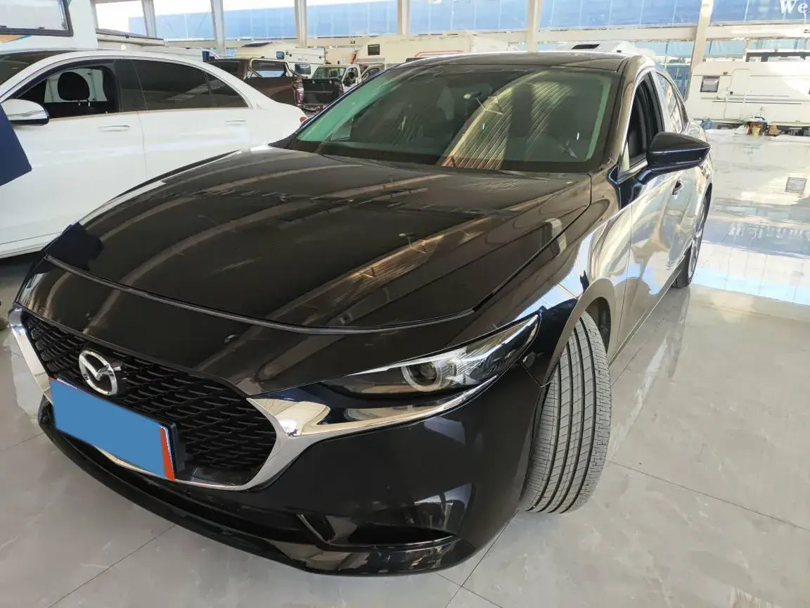 2021 Mazda 3 Axela 2.0L 158HP L4 6AT