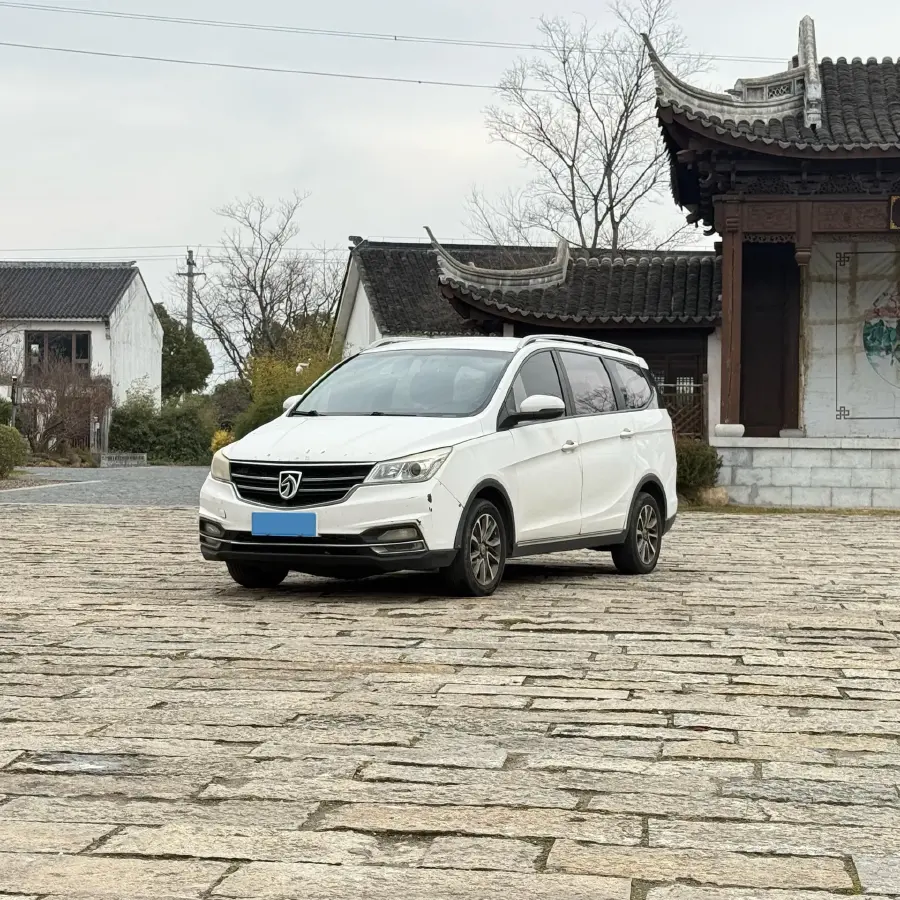 2019 BaoJun 730 1.5T 147HP L4 CVT
