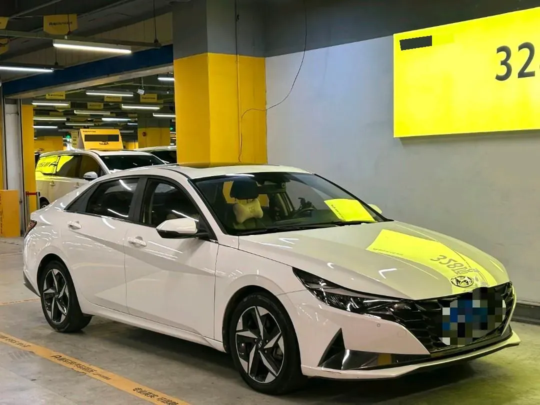 2021 Hyundai Elantra 1.5L 115HP L4 CVT,autocango,china used car exporter,china ev exporter,chinese used car exporter,chinese used ev exporter