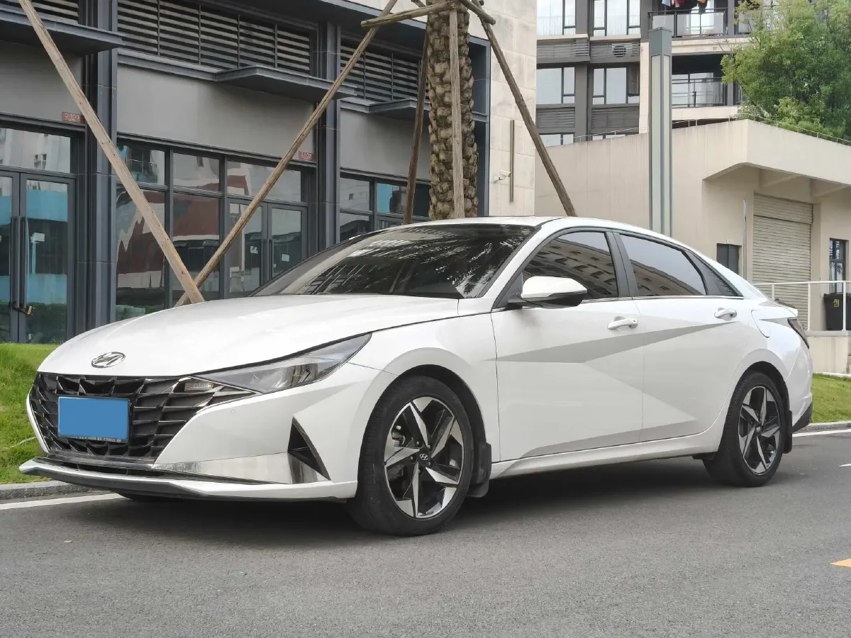 2021 Hyundai Elantra 1.5L 115HP L4 CVT,autocango,china used car exporter,china ev exporter,chinese used car exporter,chinese used ev exporter