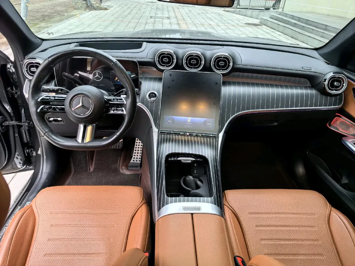 2023 Mercedes-Benz GLC Class 2.0T 258HP L4 9AT,autocango,china used car exporter,china ev exporter,chinese used car exporter,chinese used ev exporter