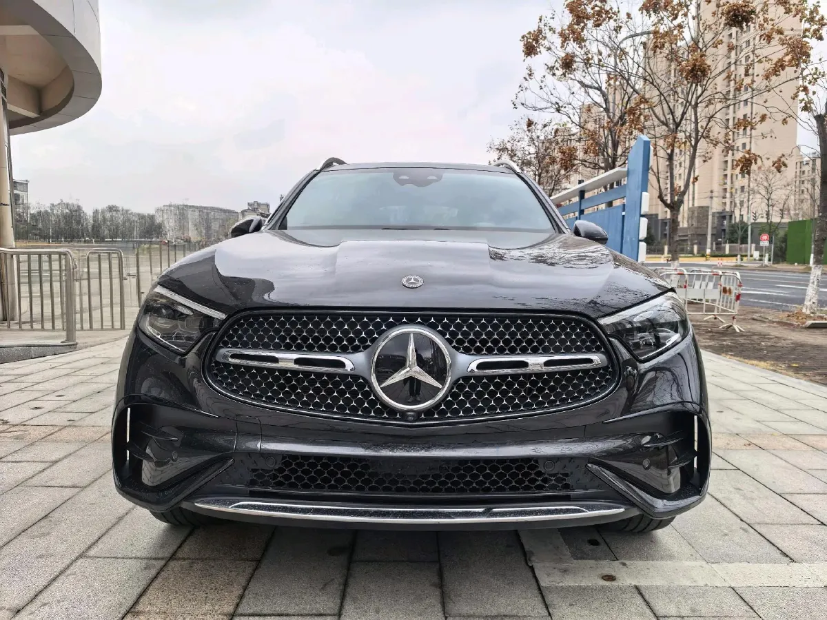 2023 Mercedes-Benz GLC Class 2.0T 258HP L4 9AT,autocango,china used car exporter,china ev exporter,chinese used car exporter,chinese used ev exporter