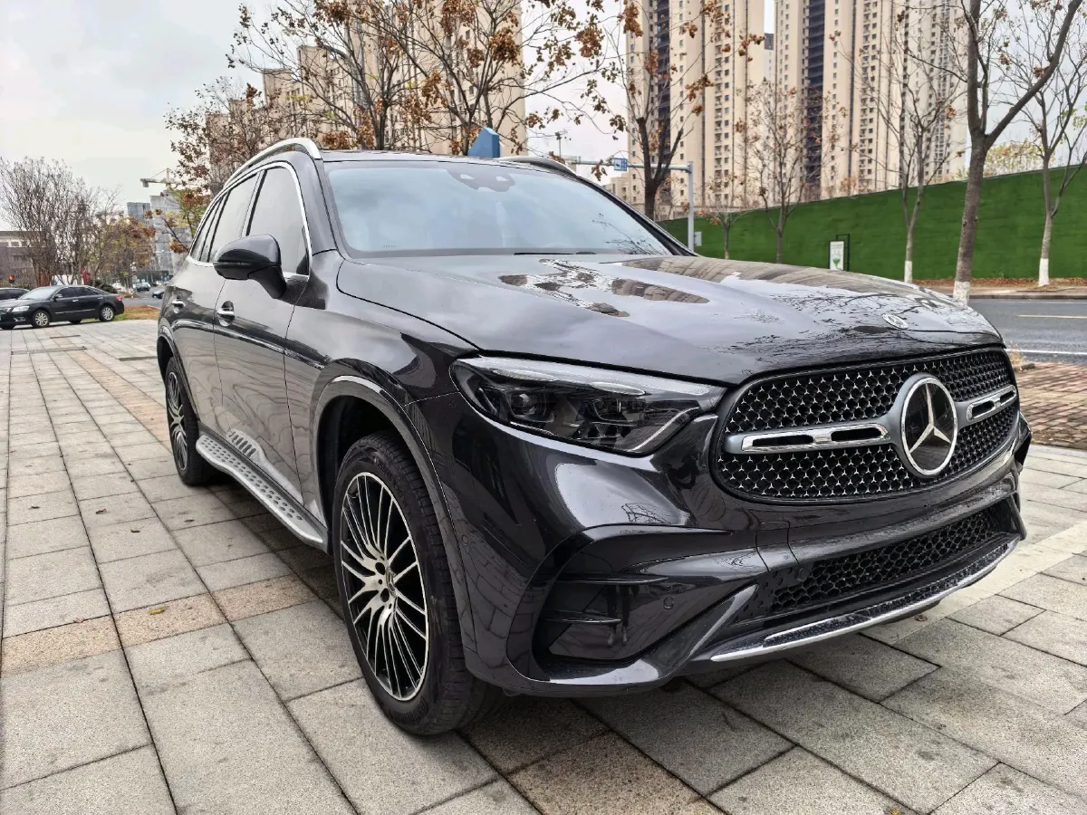 2023 Mercedes-Benz GLC Class 2.0T 258HP L4 9AT,autocango,china used car exporter,china ev exporter,chinese used car exporter,chinese used ev exporter